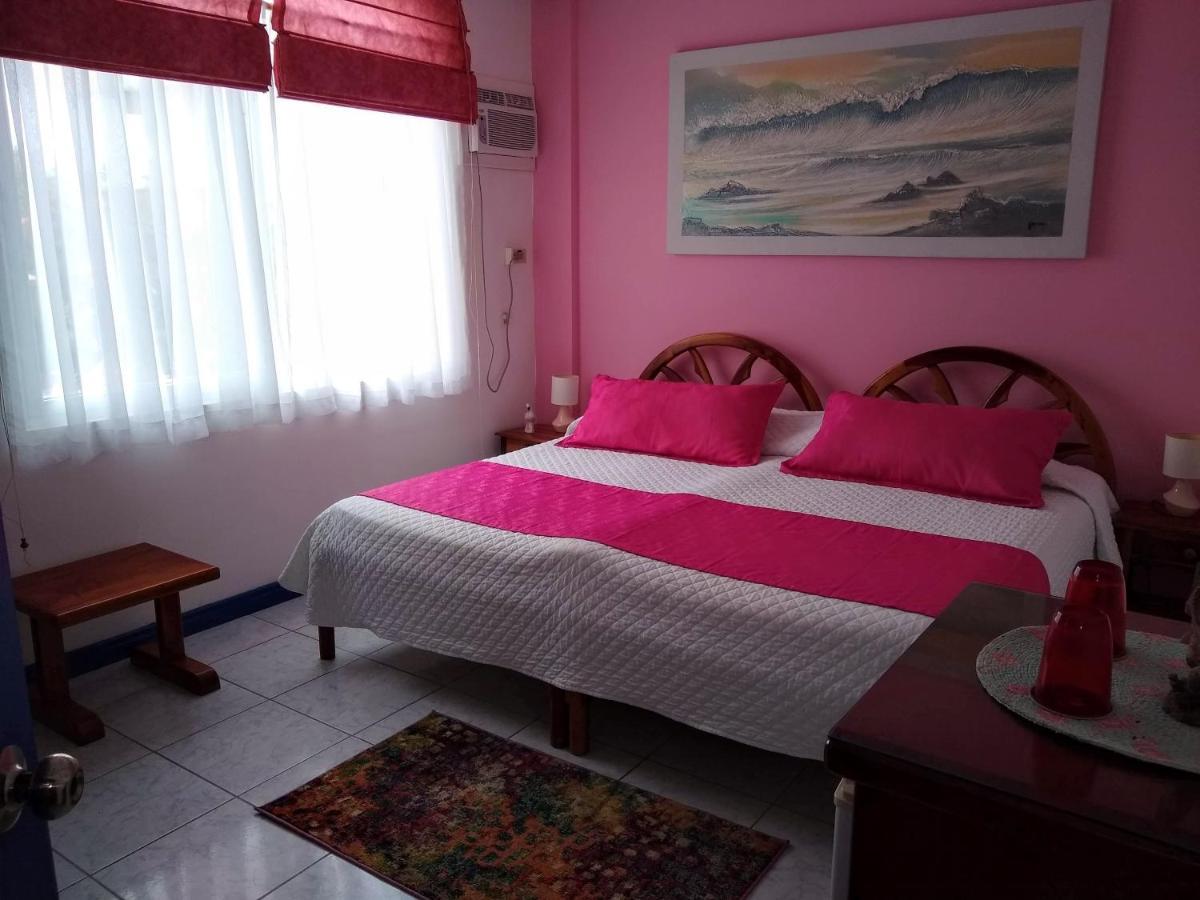 Drake Inn Puerto Villamil Eksteriør bilde