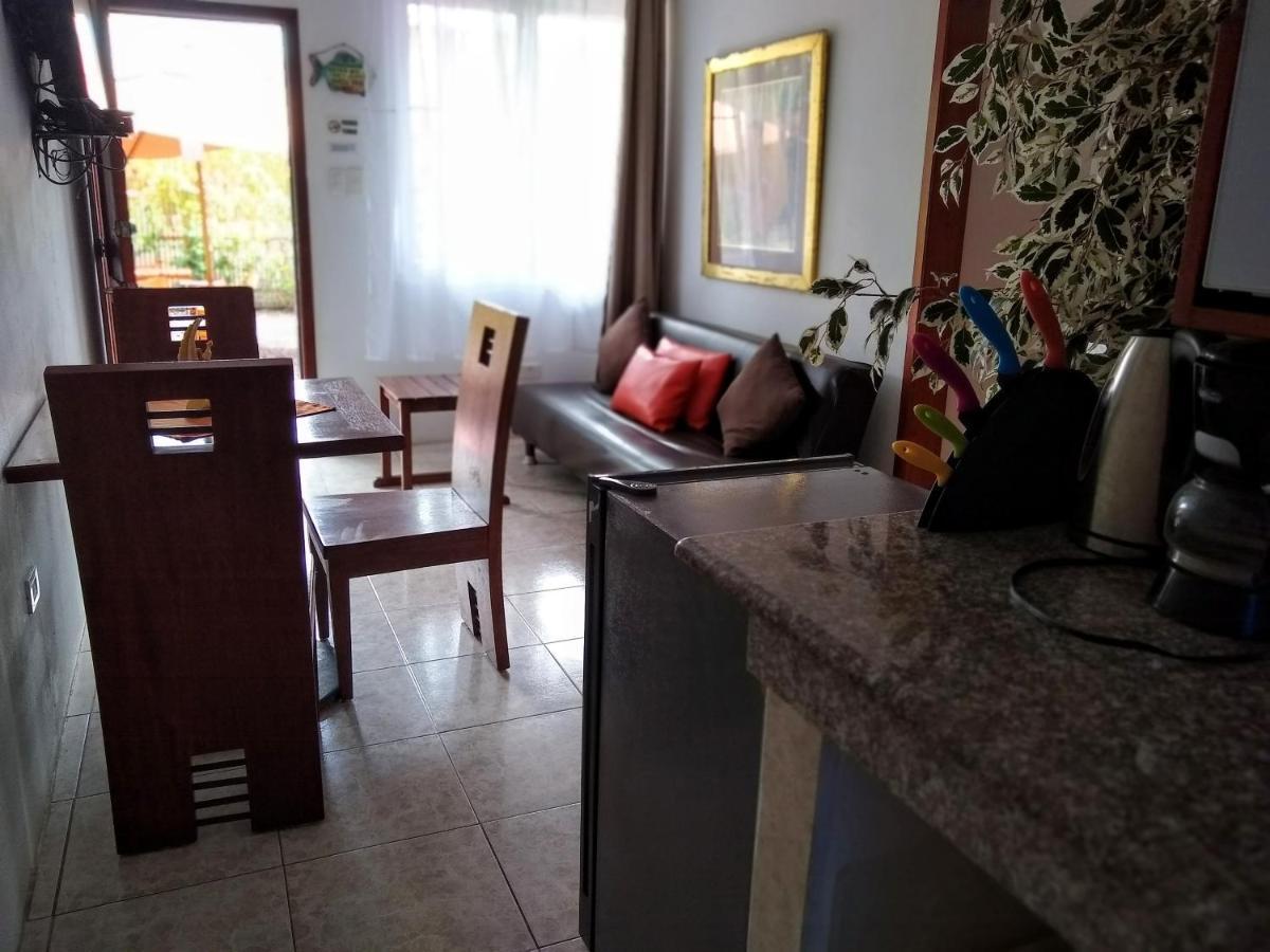 Drake Inn Puerto Villamil Eksteriør bilde